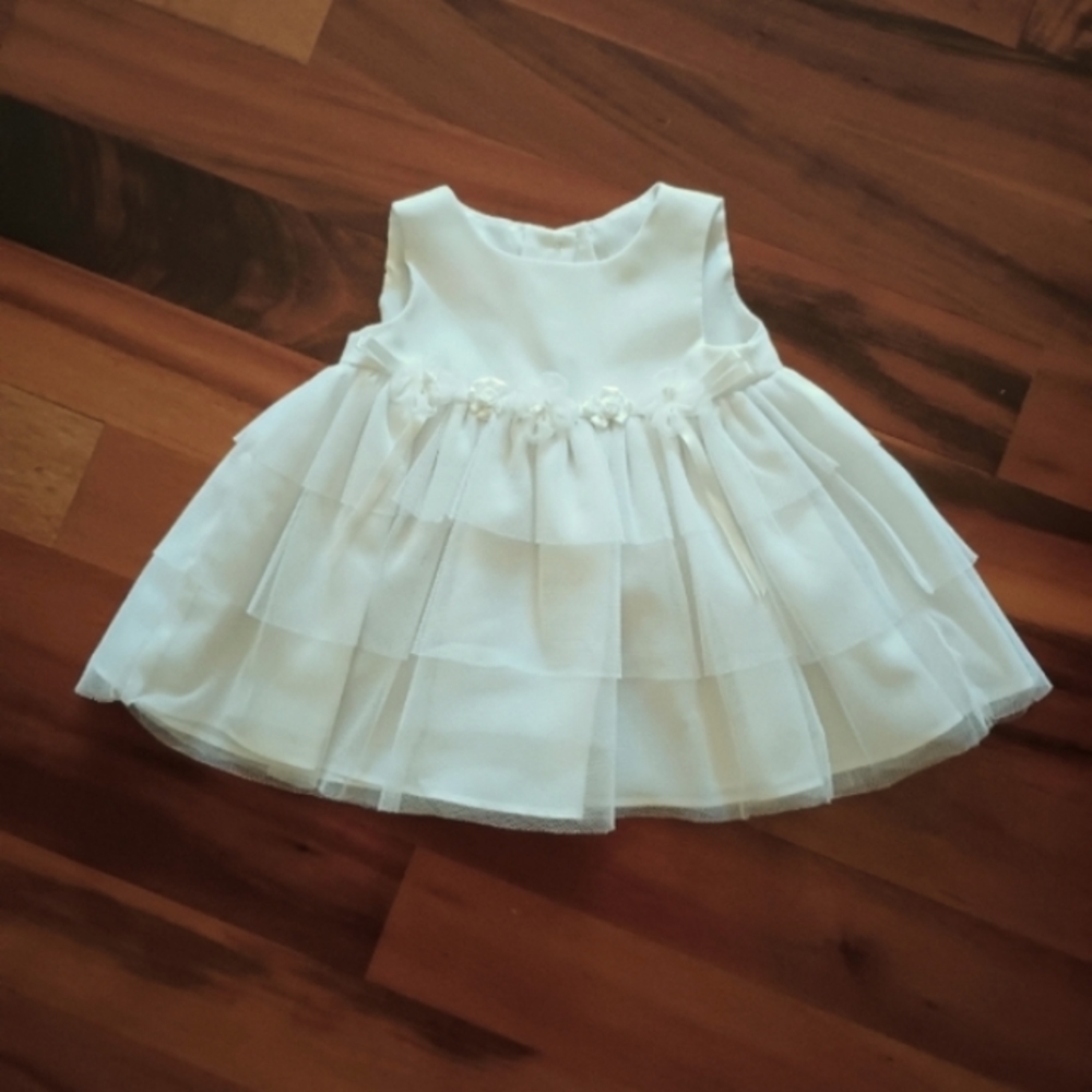 Beautiful White Spring Dress! 3/6M